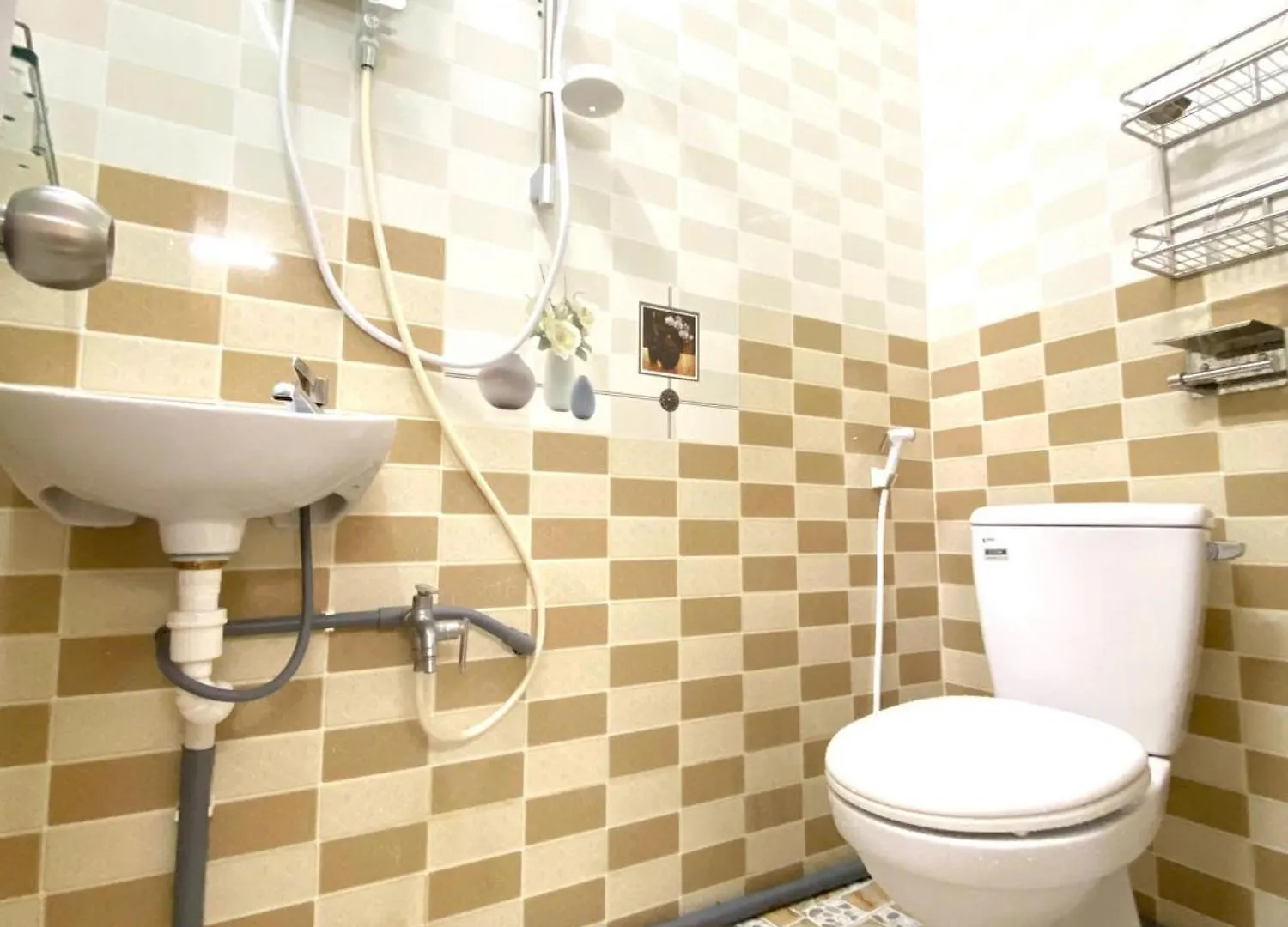 Lavie House Hcm - 2 Bedrooms House- Near Bui Vien Street Ho Chi Minh-Byen 0*,  Vietnam